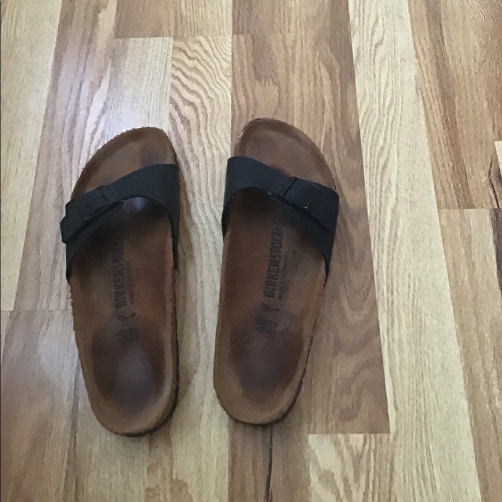 Madrid Black Birkenstock’s - Picture 3 of 4